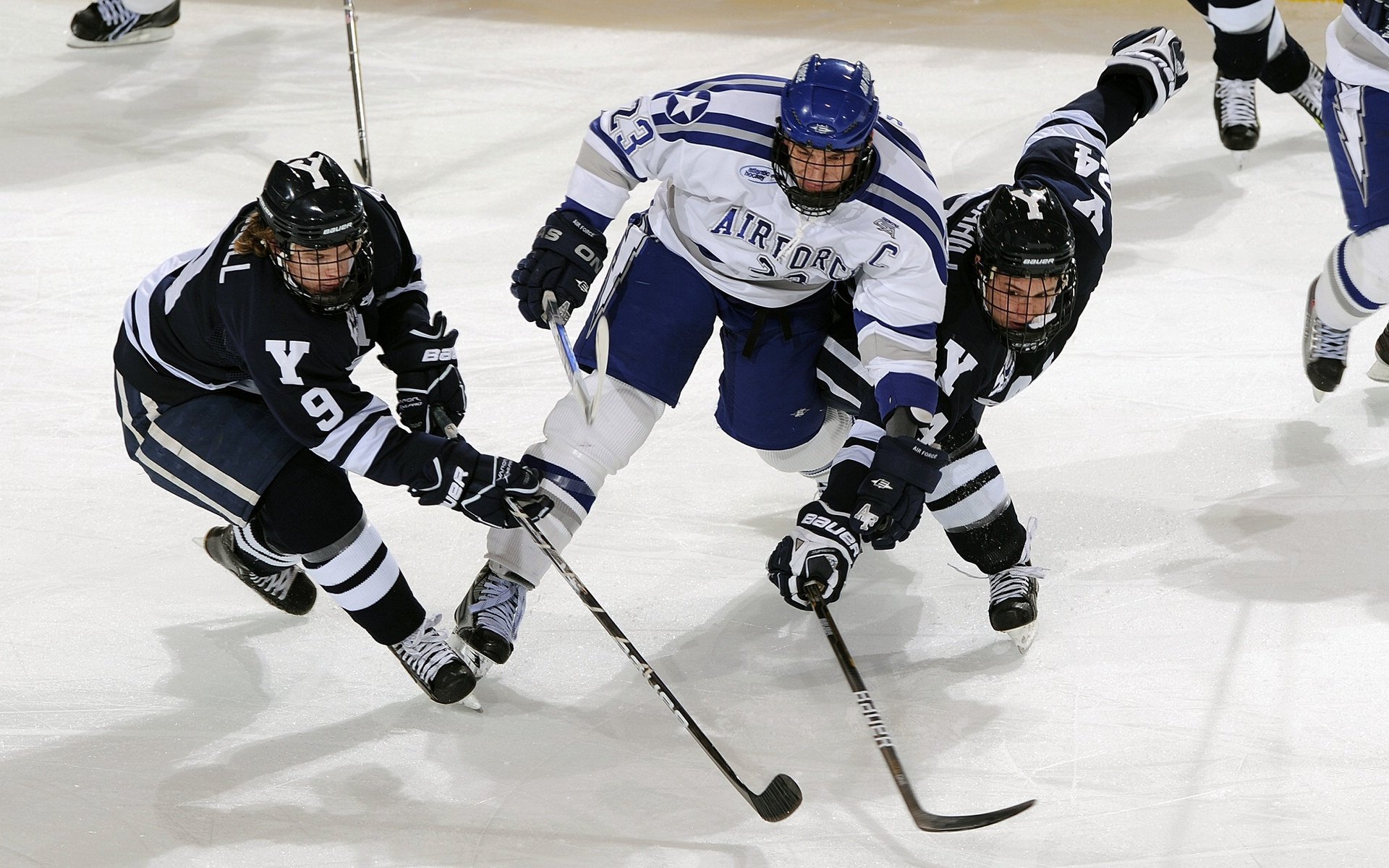 快攻战术是否适用于所有阵容结构，快攻战术是否适用于所有阵容结构上